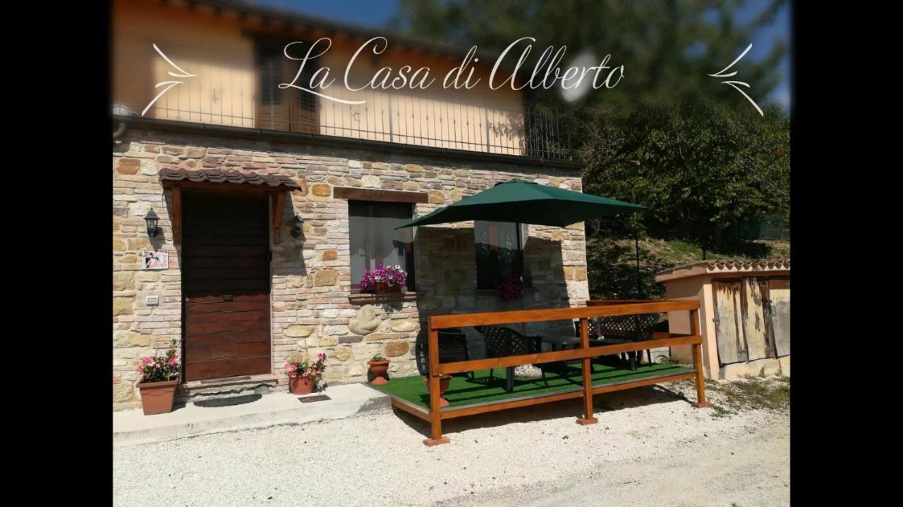 La Casa Di Alberto Camerino Exterior photo
